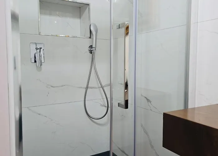 Πανσιόν Luciano Boutique 3*