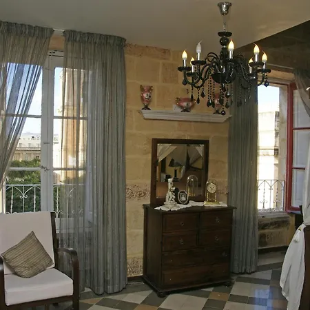 Luciano Boutique Valletta