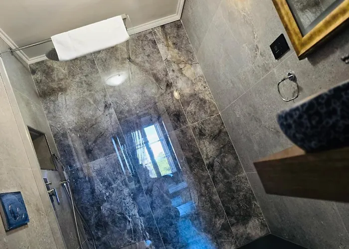 Luciano Boutique ואלטה